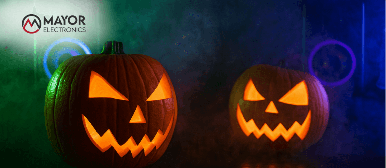 Los mejores altavoces y luces para Halloween: cómo organizar una fiesta terrorífica