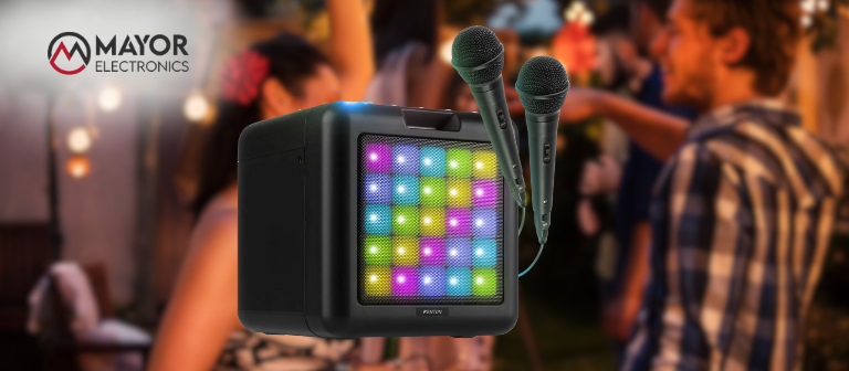 Fenton KAR15B: karaoke portátil con batería, luces LED y micrófonos incluidos