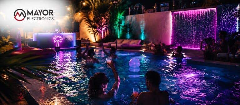 ¿Cómo organizo una fiesta en la piscina? ¡Sigue estos 7 sencillos pasos!