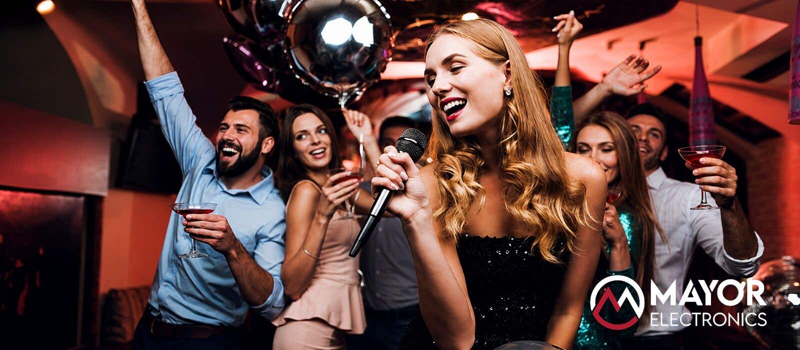 5 consejos para montar tu fiesta de karaoke en casa