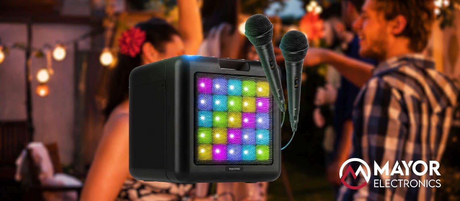 Fenton KAR15B: karaoke portátil con batería, luces LED y micrófonos incluidos