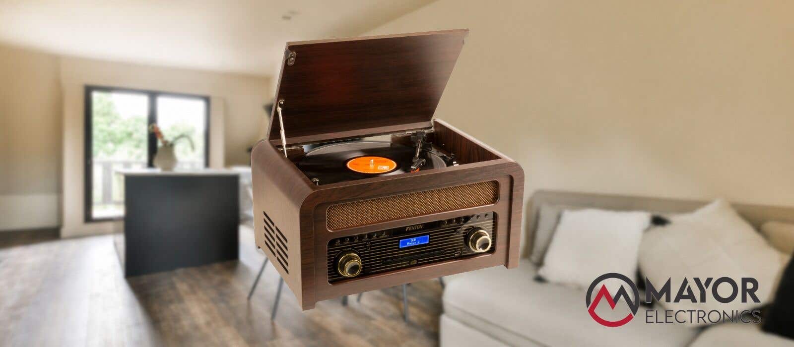 Fenton Nashville: estilo retro y funciones modernas en un solo tocadiscos